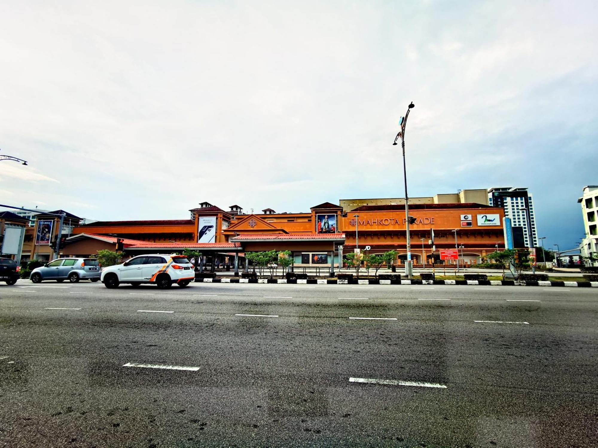 Bandar Melaka Family Bungalow Private Pool Bbq Wifi Netflix المظهر الخارجي الصورة