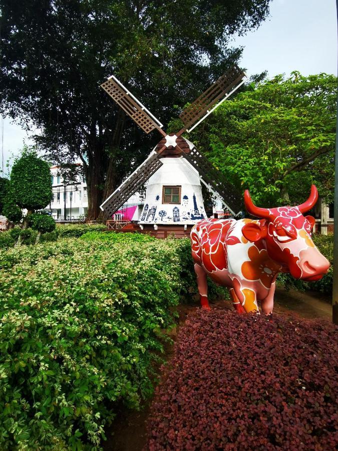 Bandar Melaka Family Bungalow Private Pool Bbq Wifi Netflix المظهر الخارجي الصورة