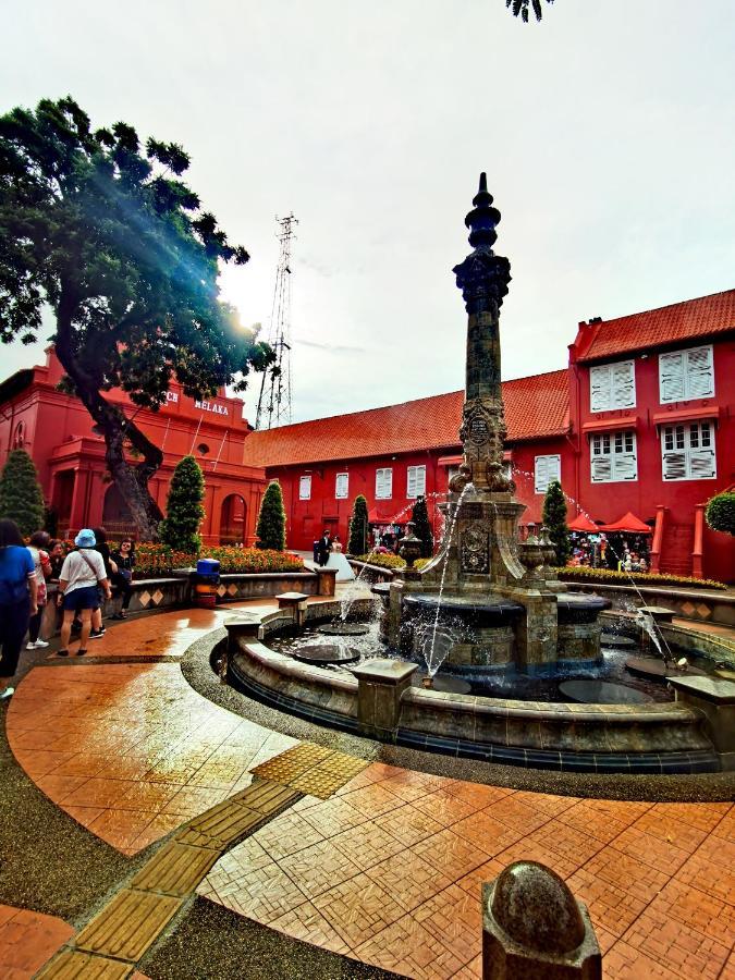 Bandar Melaka Family Bungalow Private Pool Bbq Wifi Netflix المظهر الخارجي الصورة