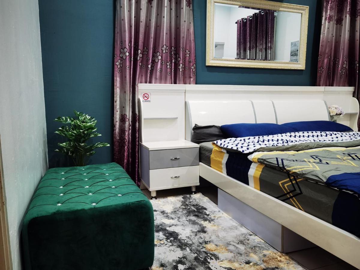Bandar Melaka Family Bungalow Private Pool Bbq Wifi Netflix المظهر الخارجي الصورة