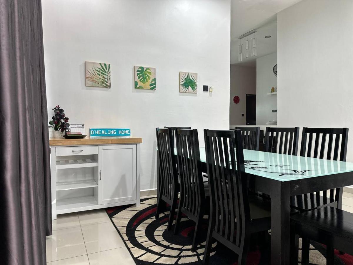 Bandar Melaka Family Bungalow Private Pool Bbq Wifi Netflix المظهر الخارجي الصورة