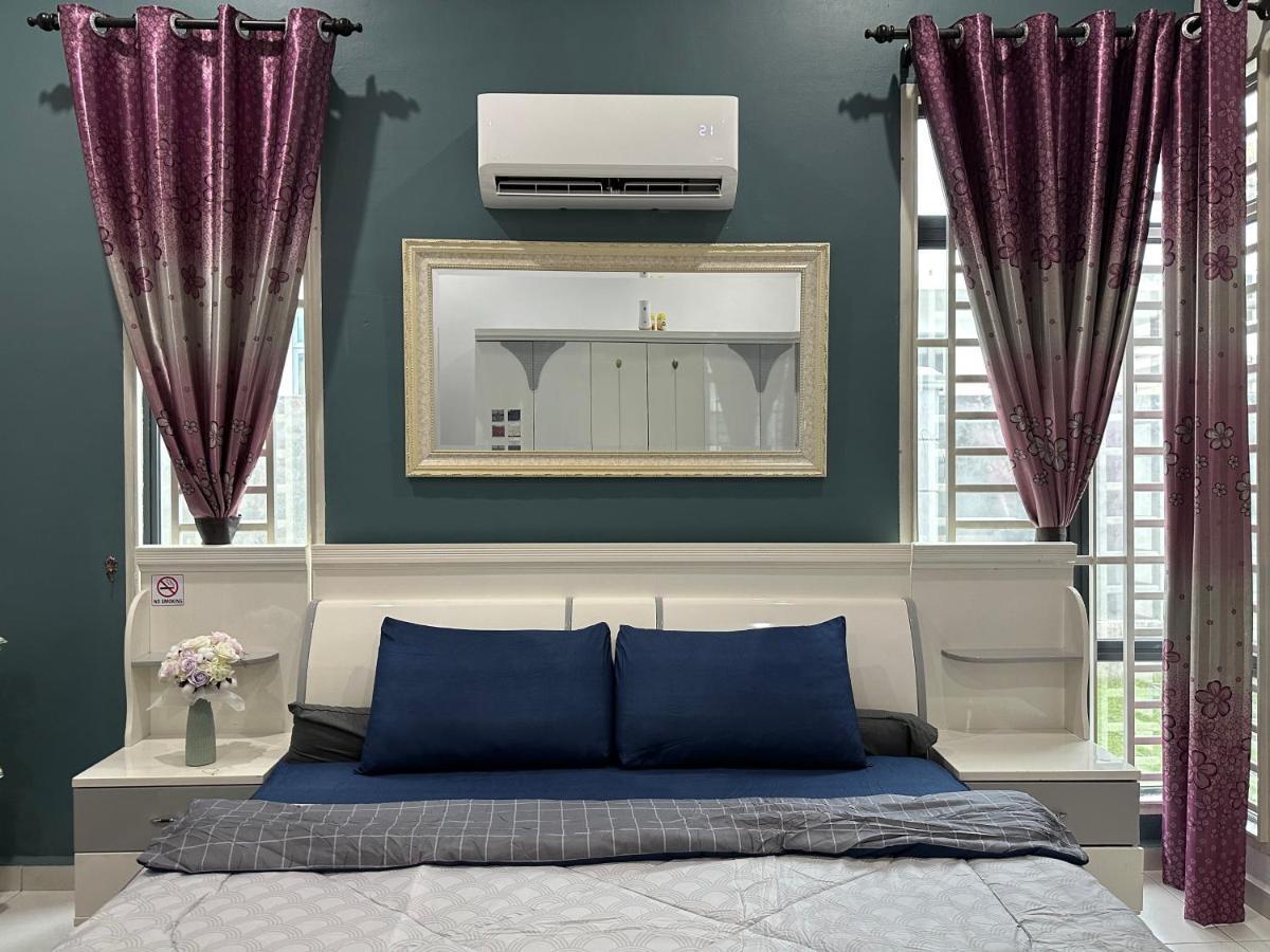 Bandar Melaka Family Bungalow Private Pool Bbq Wifi Netflix المظهر الخارجي الصورة